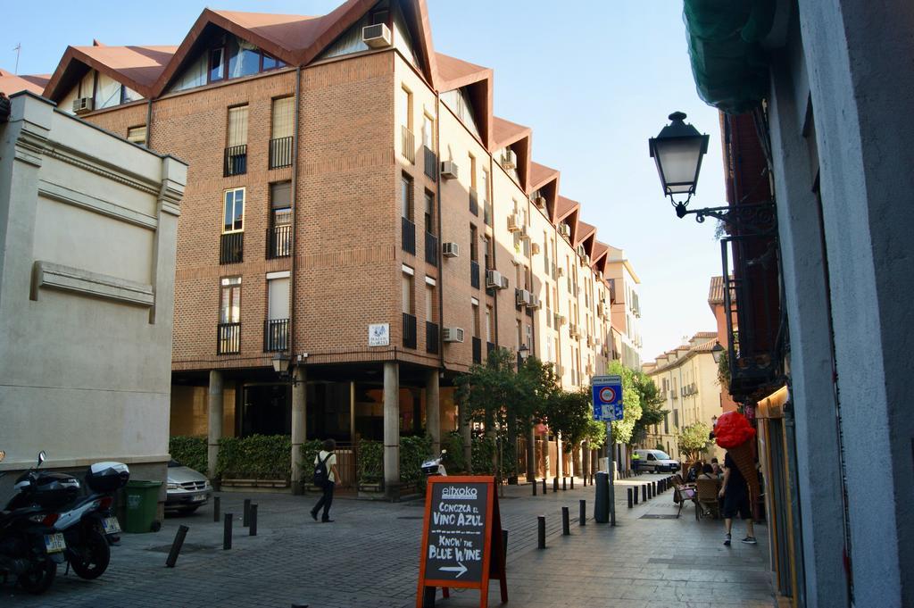 Oh Madrid Mayor Square Exterior foto